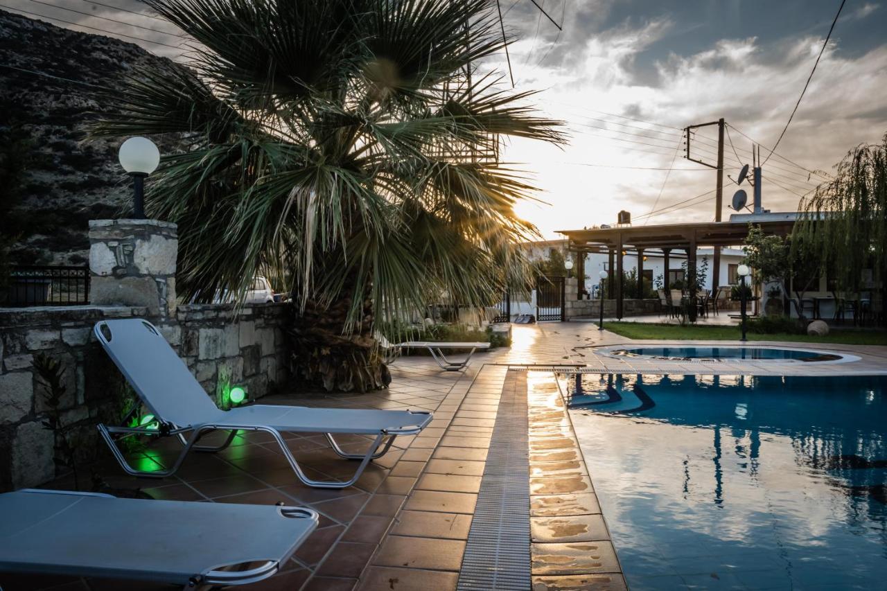 Dimitris Villa Hotel Matala  Exterior photo